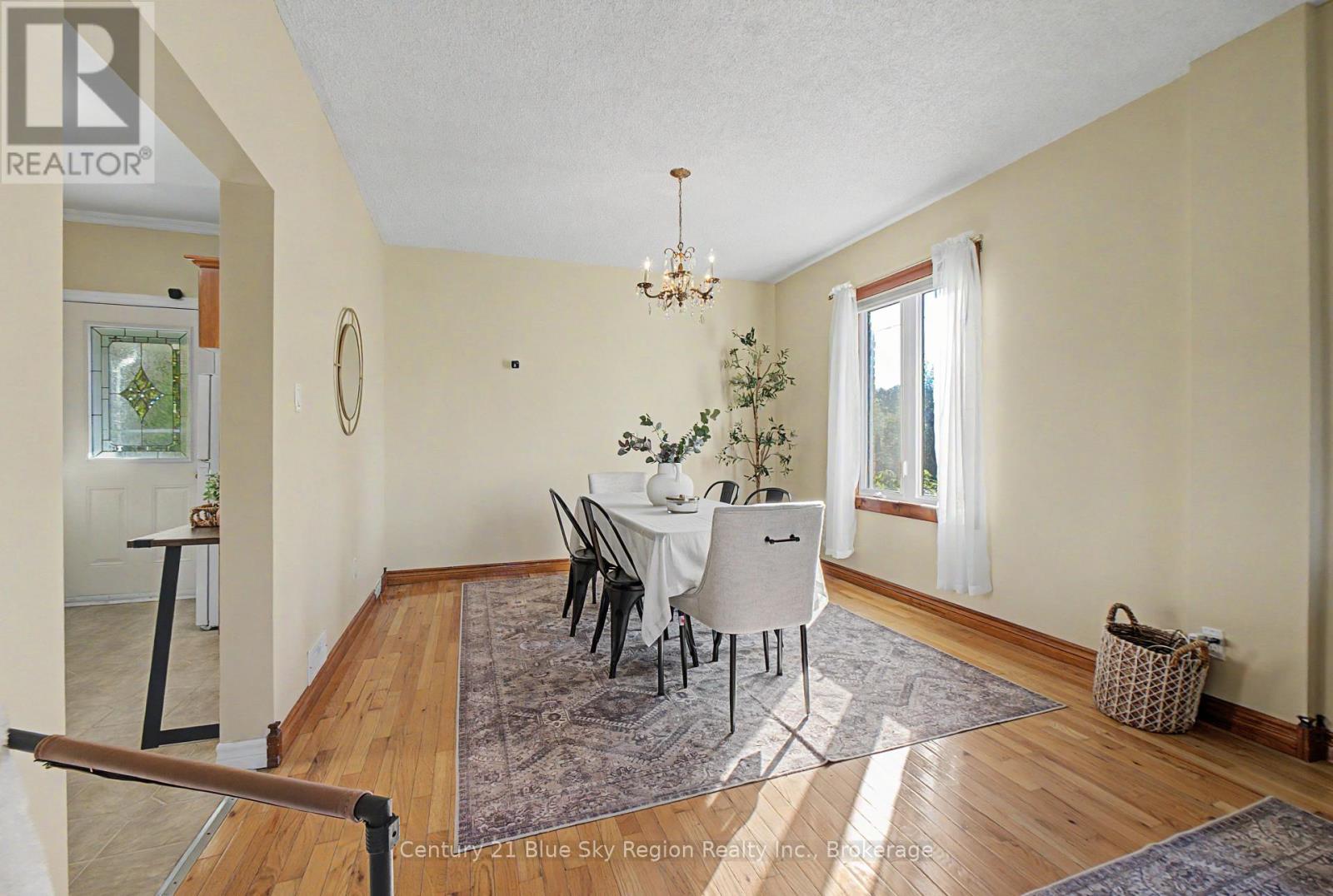 496 First Avenue E, North Bay, Ontario  P1B 1K3 - Photo 8 - X13752444