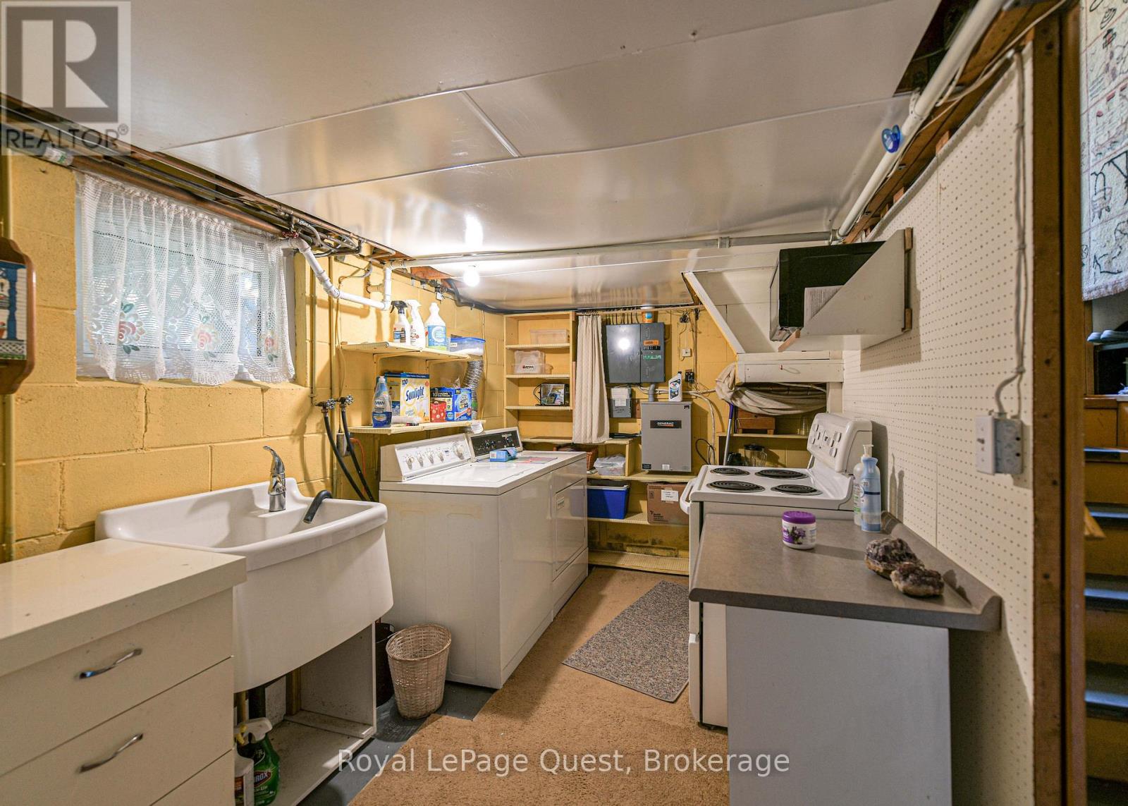 17 Hughes Road E, Orillia, Ontario  L3V 2L9 - Photo 18 - S13752344