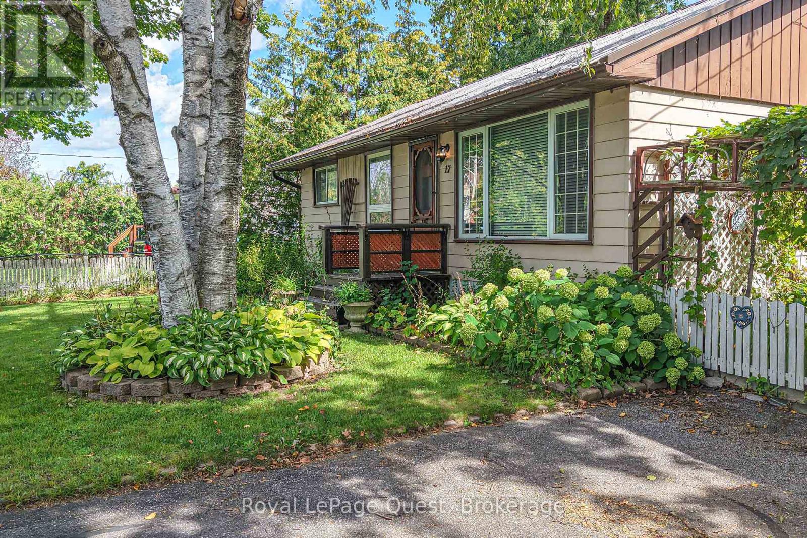 17 Hughes Road E, Orillia, Ontario  L3V 2L9 - Photo 9 - S13752344