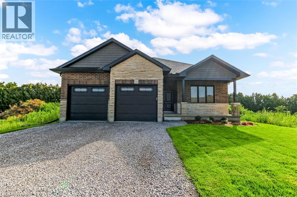 42 Duchess Drive, Delhi, Ontario  N4B 0B3 - Photo 1 - 40860890