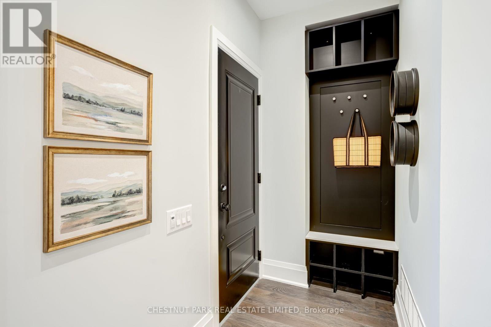 209 Atlas Avenue, Toronto, Ontario  M6C 3P6 - Photo 4 - C13752386