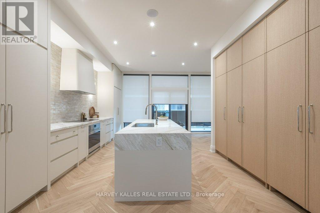 32 Evergreen Gardens, Toronto, Ontario  M4G 1C5 - Photo 16 - C13752418