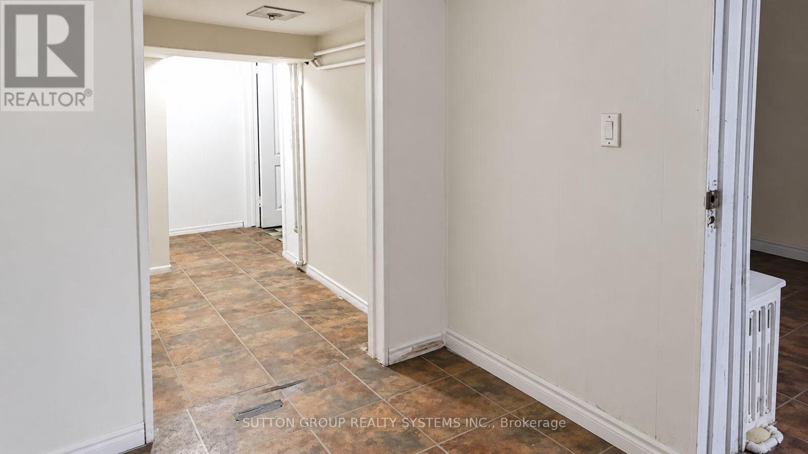1139 Dovercourt Road, Toronto, Ontario  M6H 2Y1 - Photo 7 - C13752436