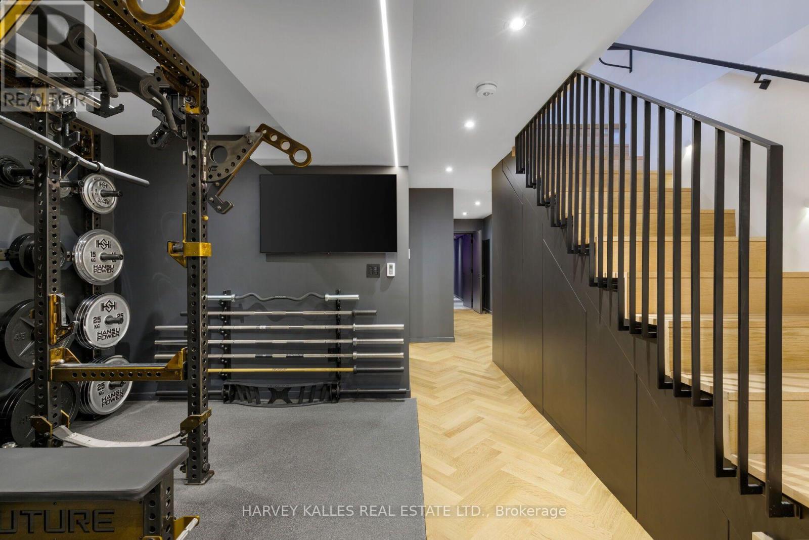 22 Foxley Street, Toronto, Ontario  M6J 1R1 - Photo 46 - C13752484