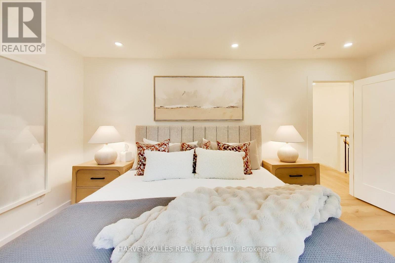 287 Yonge Boulevard, Toronto, Ontario  M5M 3J1 - Photo 16 - C13752498