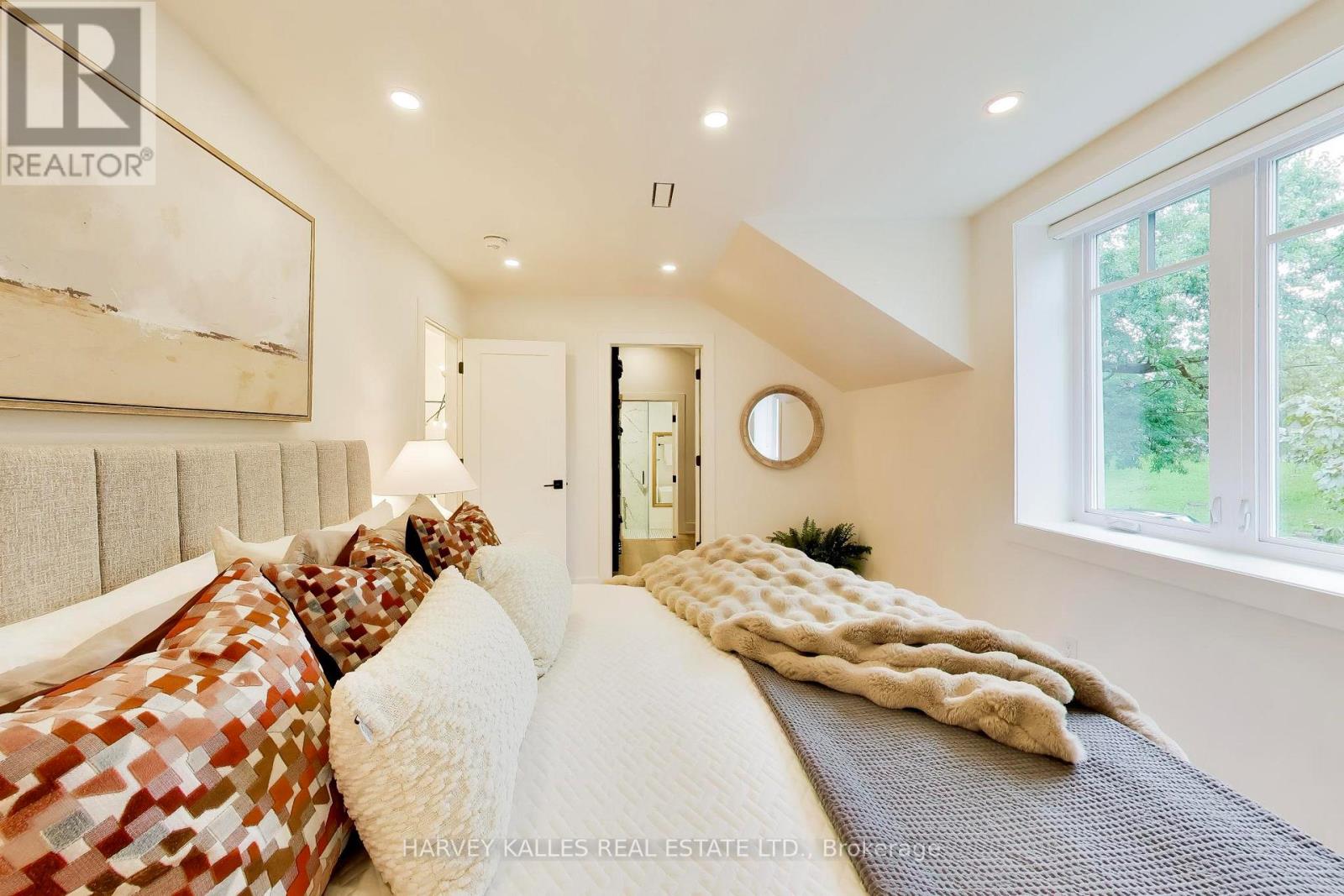 287 Yonge Boulevard, Toronto, Ontario  M5M 3J1 - Photo 17 - C13752498