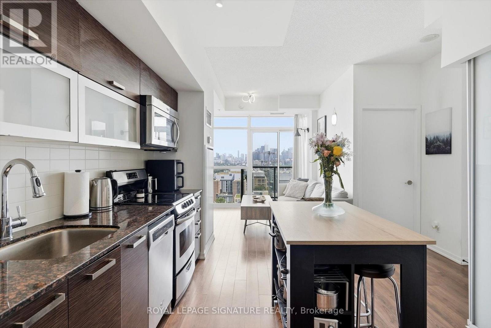 PH02 - 68 ABELL STREET, Toronto, Ontario