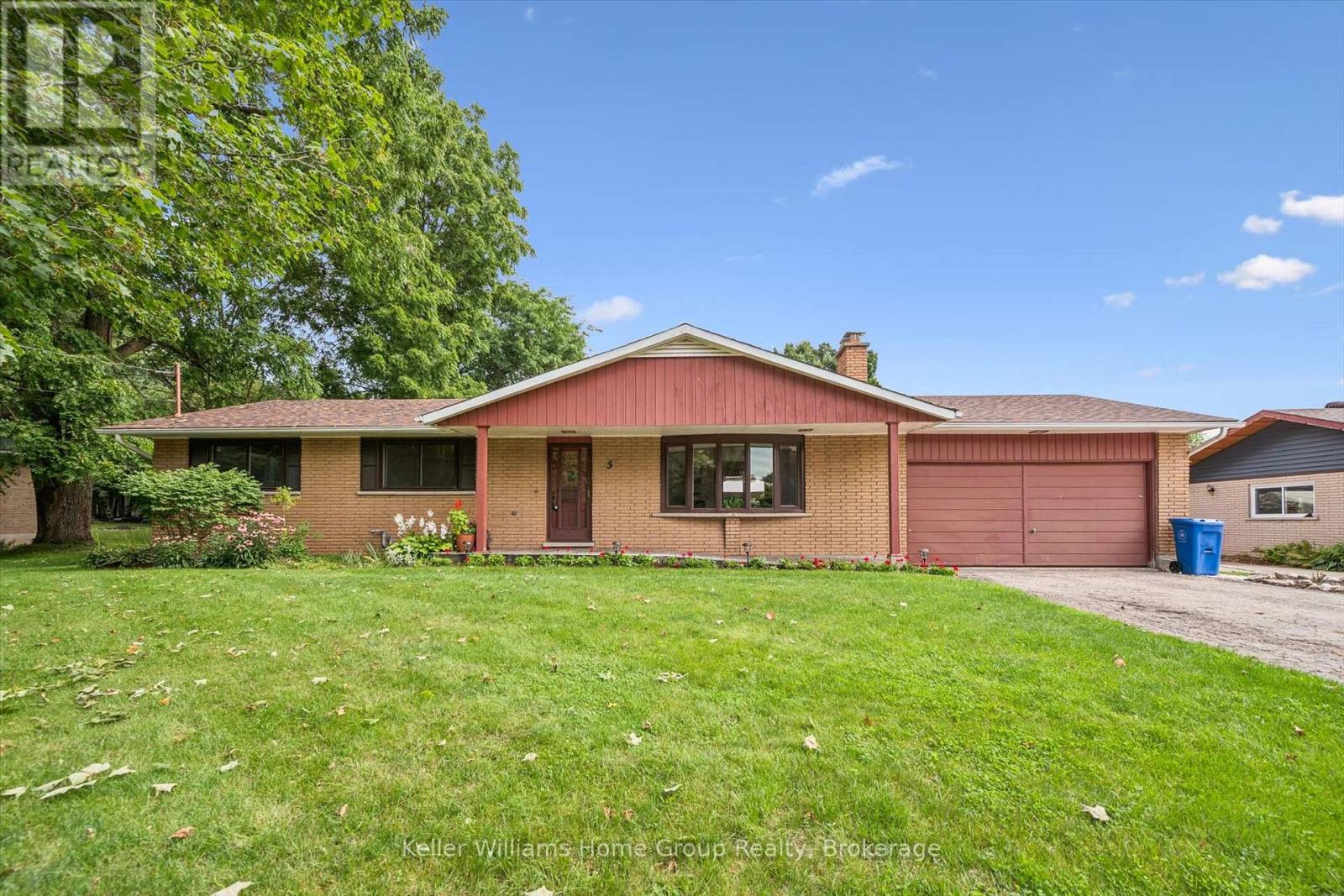 5 CUTHBERT STREET, Centre Wellington, Ontario