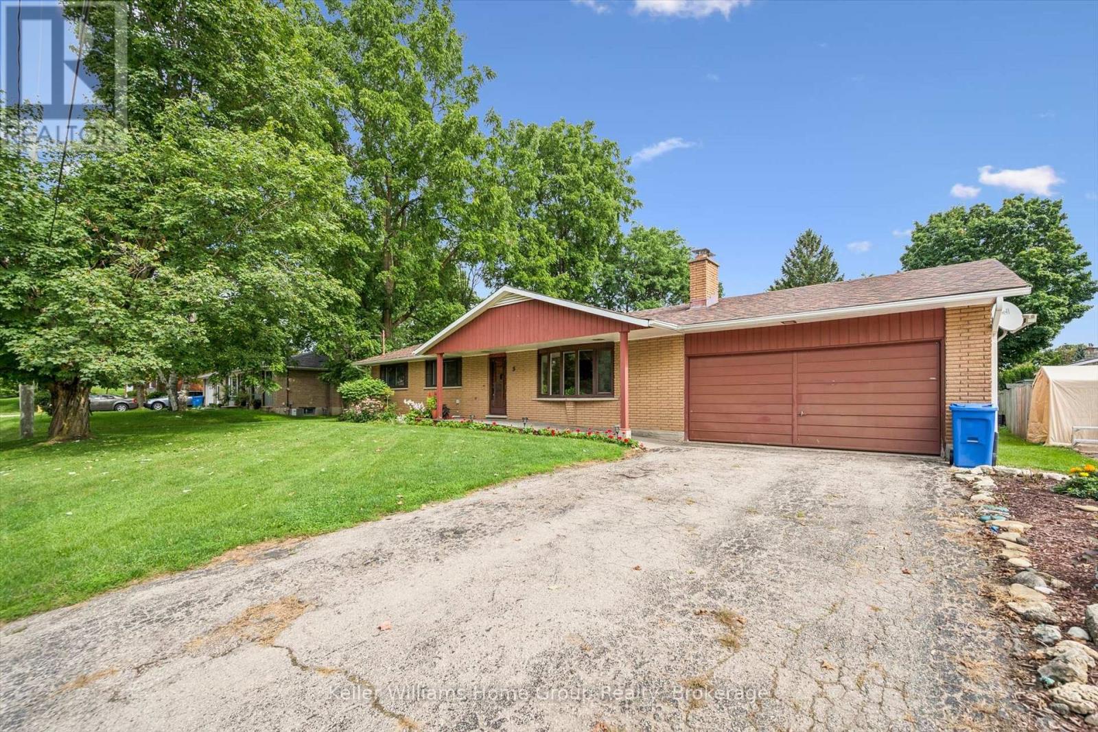 5 Cuthbert Street, Centre Wellington, Ontario  N0B 1S0 - Photo 3 - X13752668