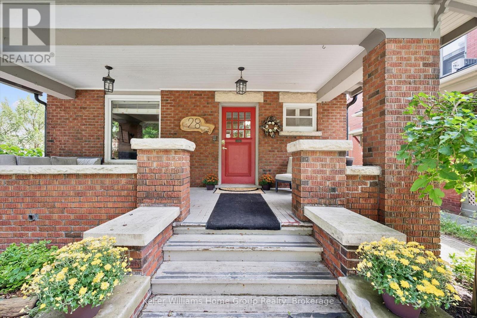28 Oxford Street, Guelph (Downtown), Ontario  N1H 2M3 - Photo 2 - X13752698