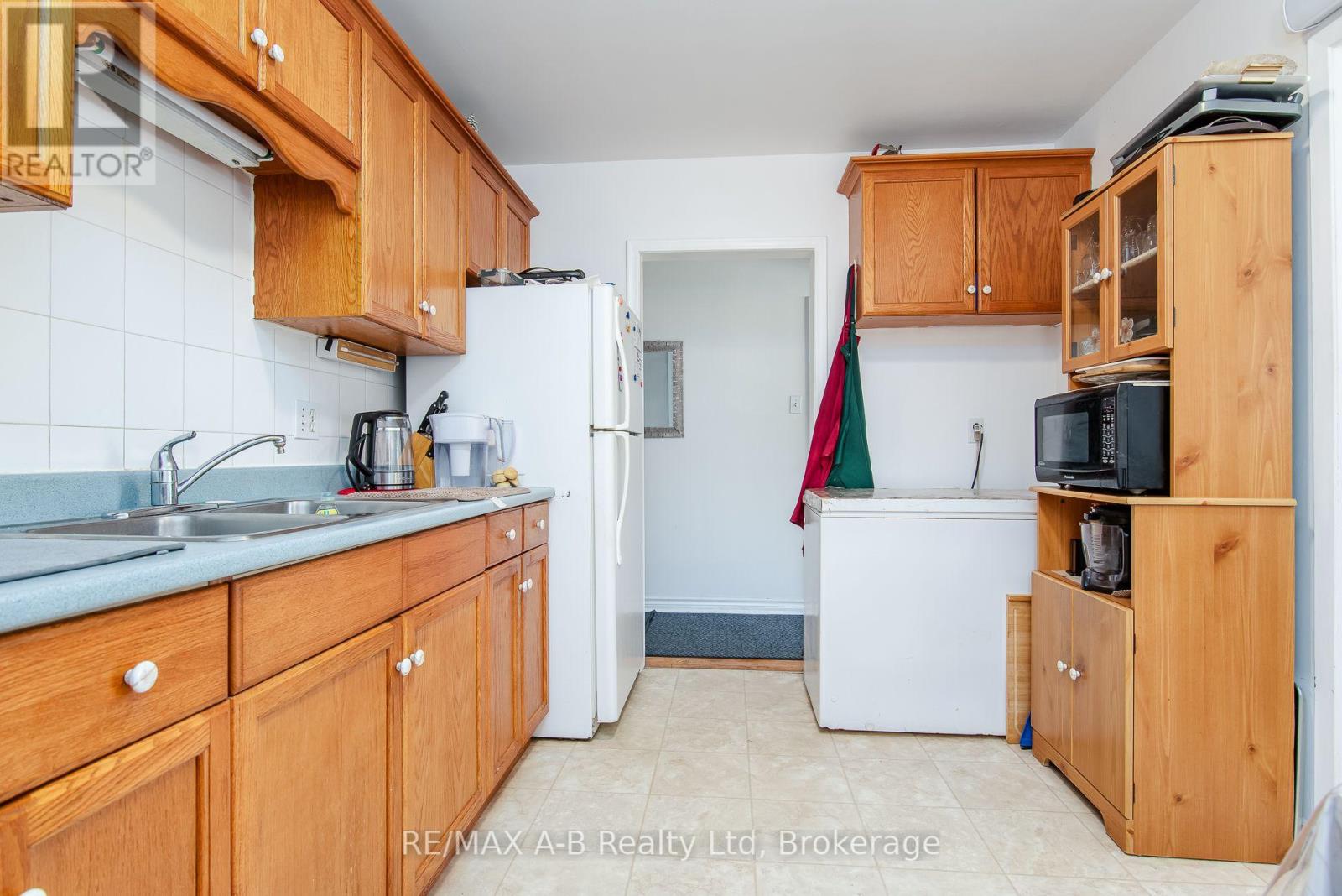 727 Frederick Street, Kitchener, Ontario  N2B 2B3 - Photo 13 - X13752760