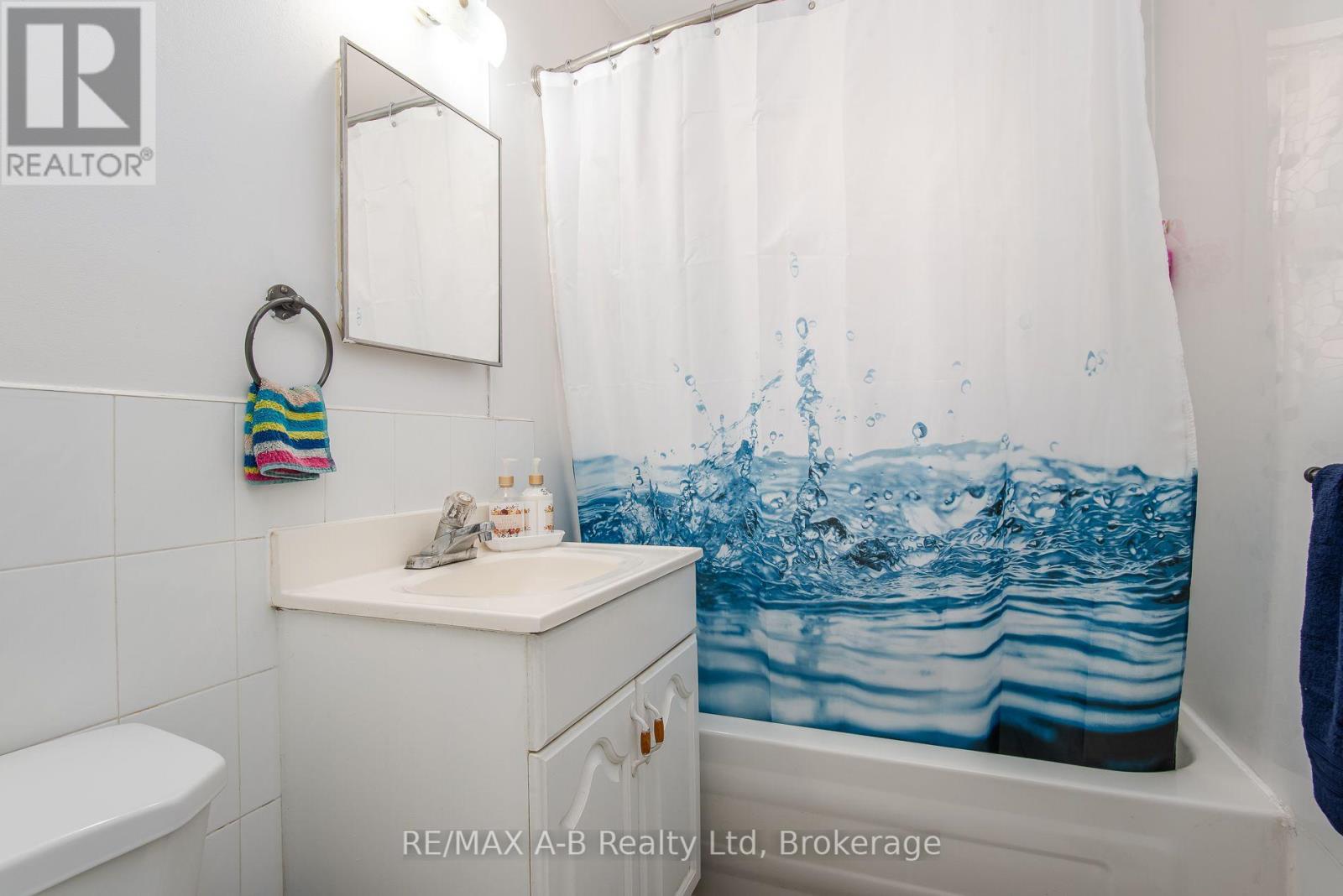 727 Frederick Street, Kitchener, Ontario  N2B 2B3 - Photo 18 - X13752760