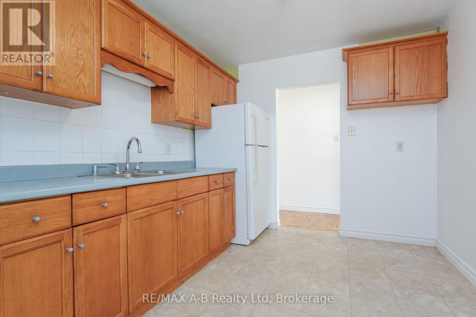 727 Frederick Street, Kitchener, Ontario  N2B 2B3 - Photo 26 - X13752760
