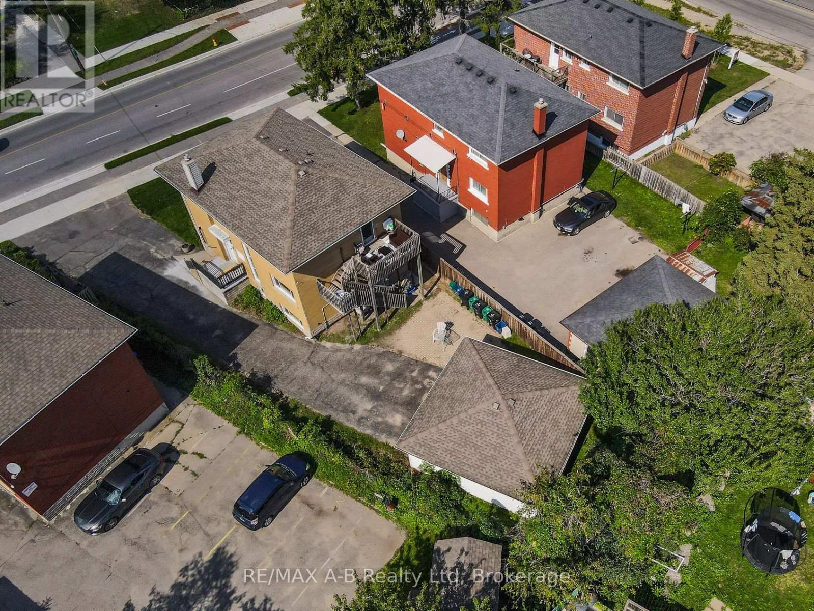 727 Frederick Street, Kitchener, Ontario  N2B 2B3 - Photo 40 - X13752760