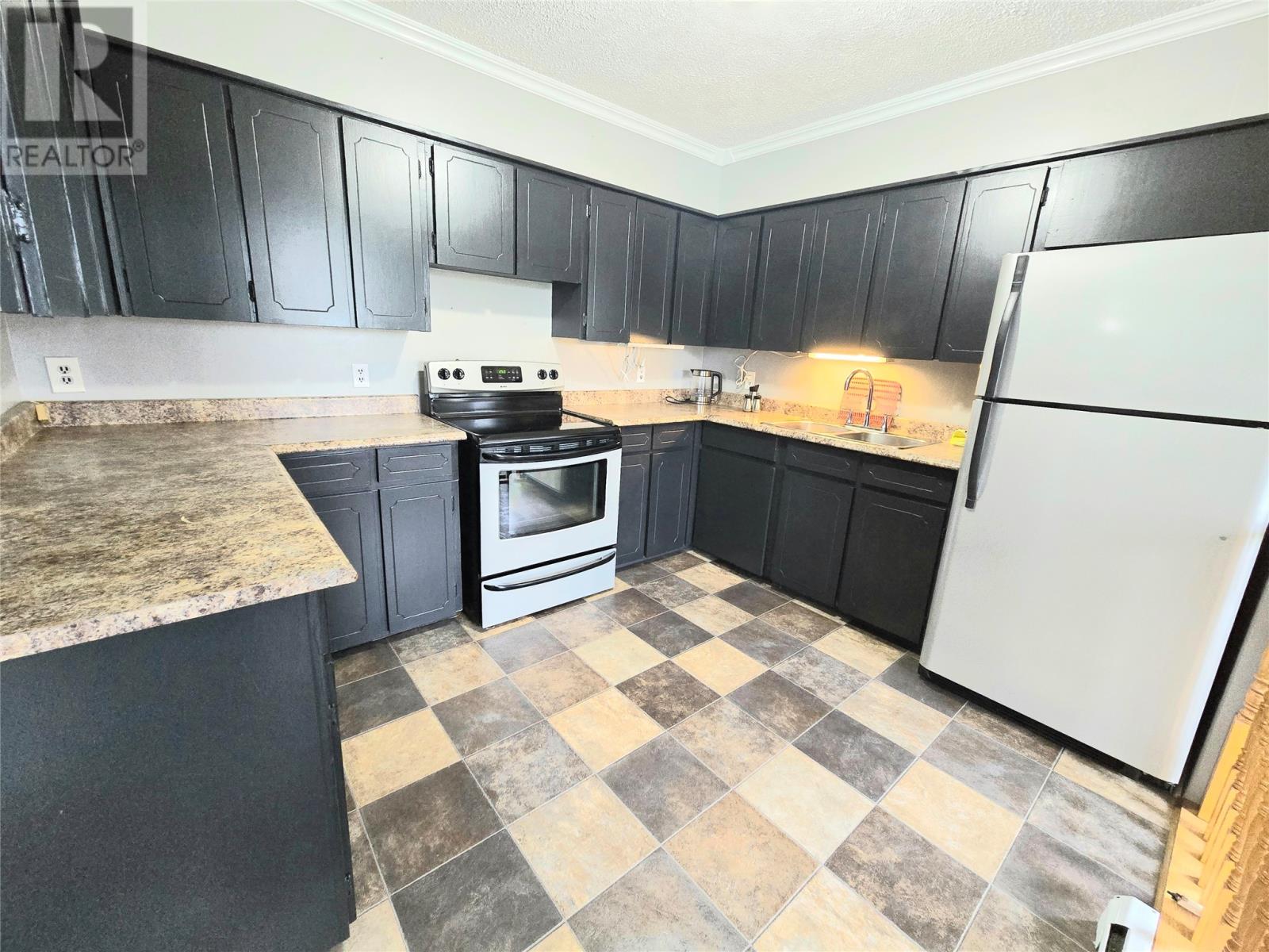 7 Coopers Avenue, Grand Falls-Windsor — photo 6