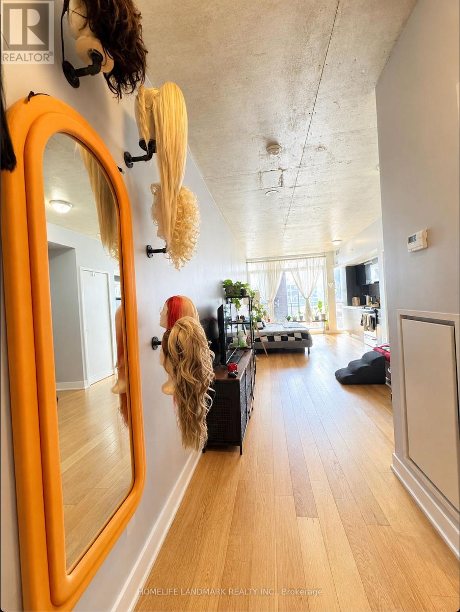 409 - 1190 DUNDAS STREET AVENUE, Toronto, Ontario