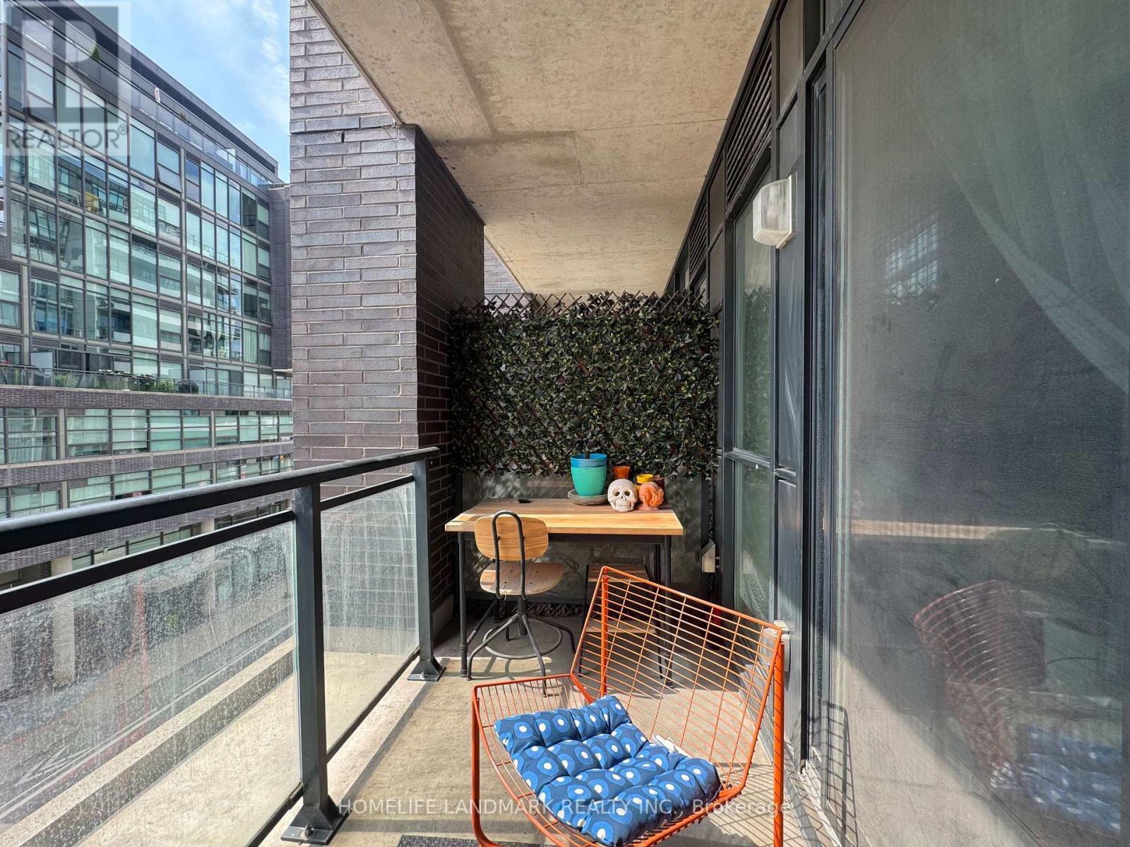409 - 1190 Dundas Street Avenue, Toronto, Ontario  M4M 2T1 - Photo 11 - E13752334