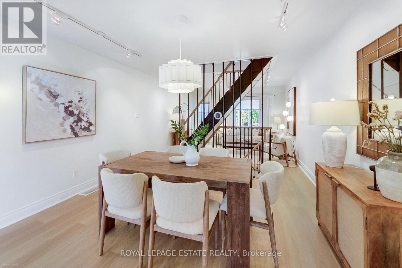 151 Drayton Avenue, Toronto, Ontario  M4C 3M1 - Photo 7 - E13752462