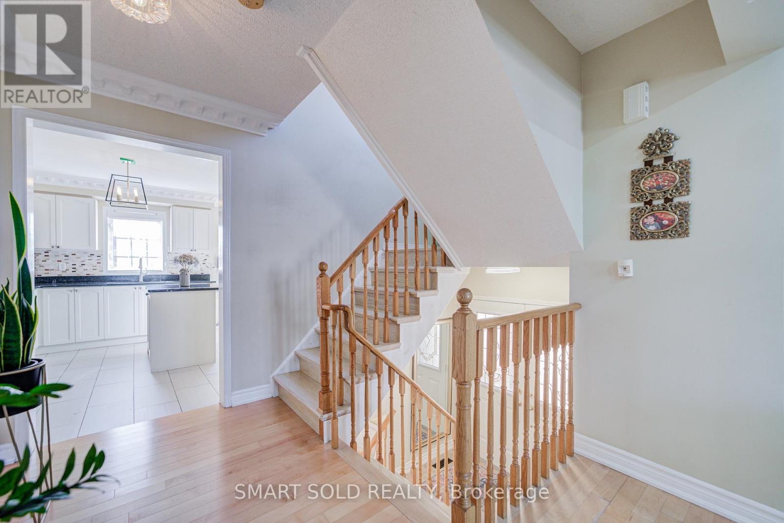 6 Sugarforest Drive, Vaughan, Ontario  L4J 8M7 - Photo 8 - N13752408