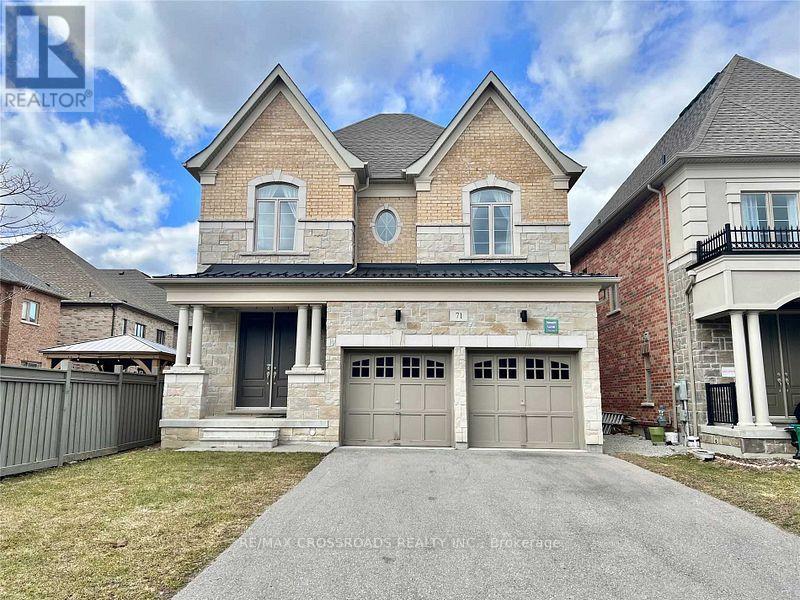 71 HAMSTER CRESCENT, Aurora, Ontario