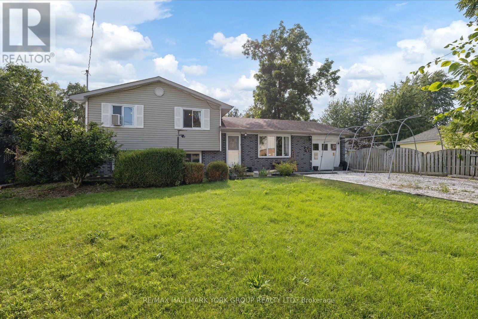 54 North Street, Georgina, Ontario  L0E 1R0 - Photo 2 - N13752720
