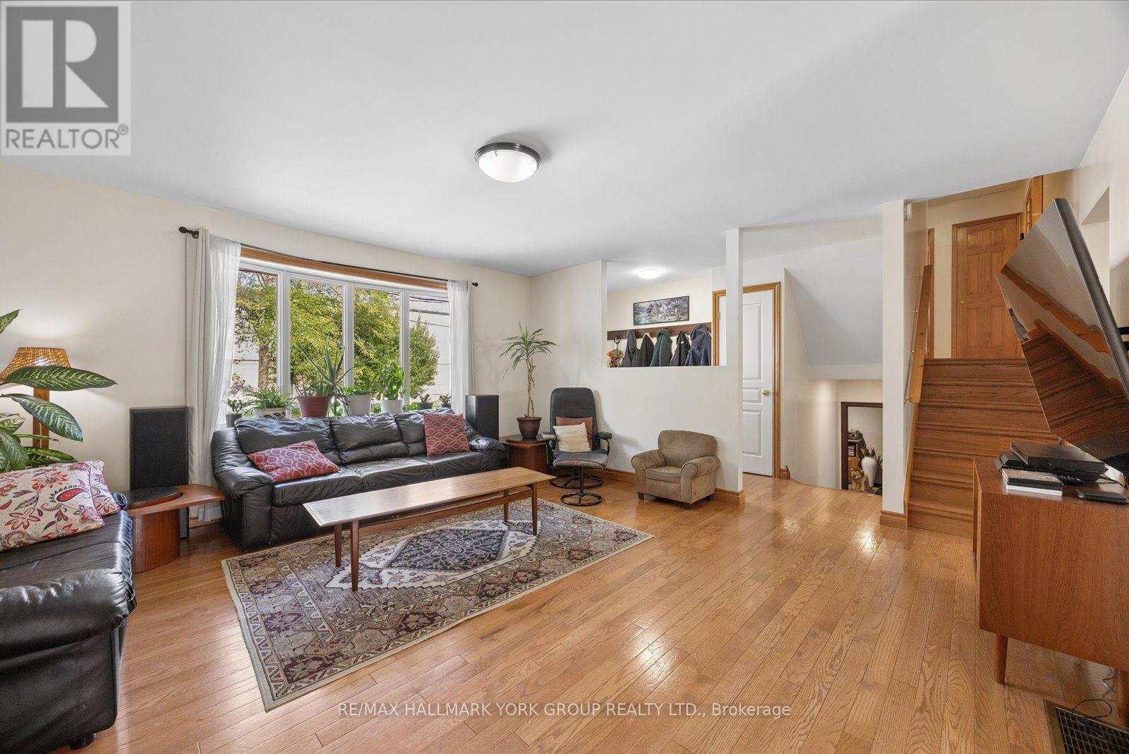 54 North Street, Georgina, Ontario  L0E 1R0 - Photo 4 - N13752720