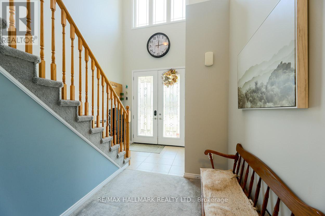 255 Diana Drive, Orillia, Ontario  L3V 0E2 - Photo 2 - S13752398