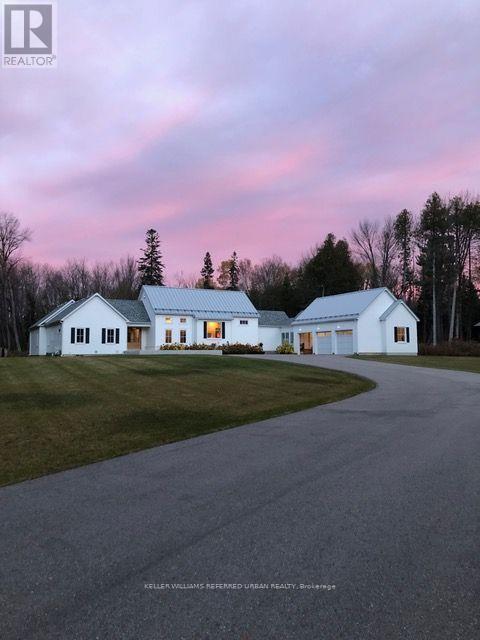 24 Windfield Drive W, Oro-Medonte, Ontario  L0L 2L0 - Photo 3 - S13752524