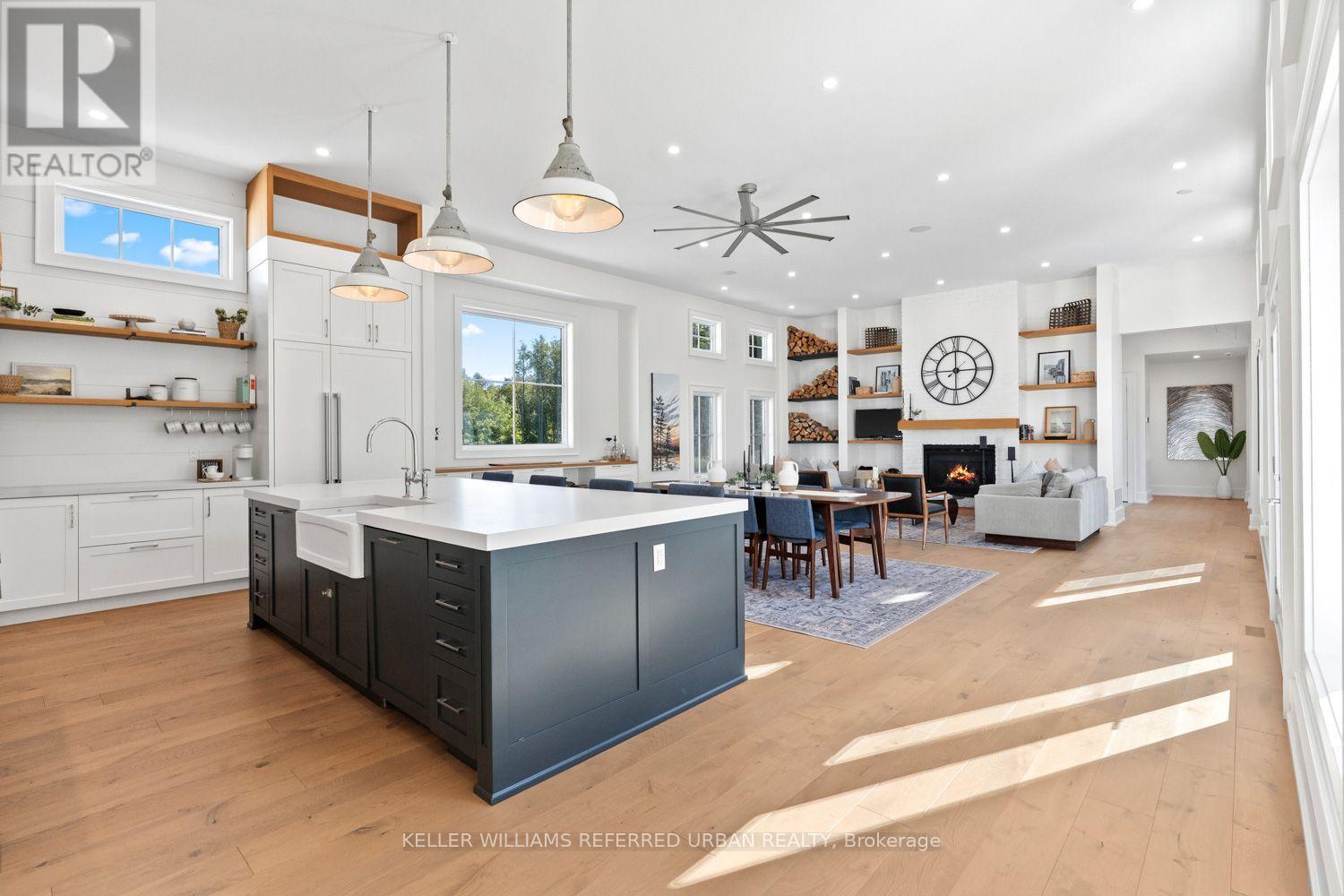 24 Windfield Drive W, Oro-Medonte, Ontario  L0L 2L0 - Photo 6 - S13752524