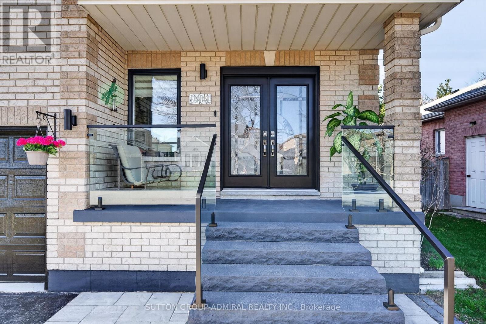 62 Prince George Crescent, Barrie, Ontario  L4N 0K9 - Photo 4 - S13752710