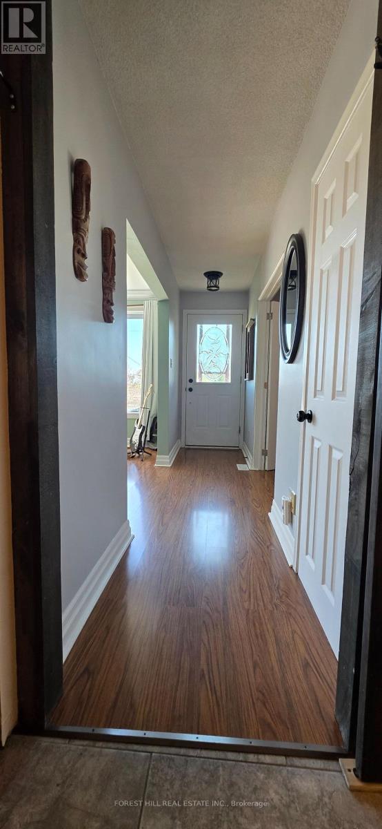 4 Karen Crescent, Orillia, Ontario  L3V 3H1 - Photo 12 - S13752718