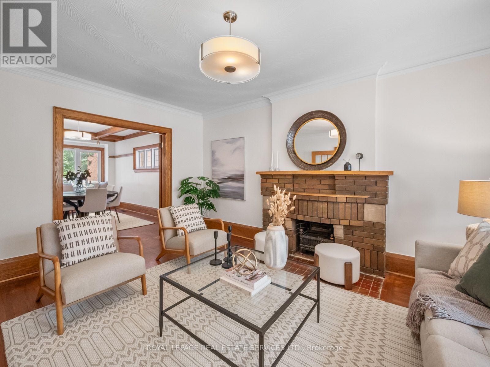 554 Runnymede Road, Toronto, Ontario  M6S 2Z7 - Photo 10 - W13752374