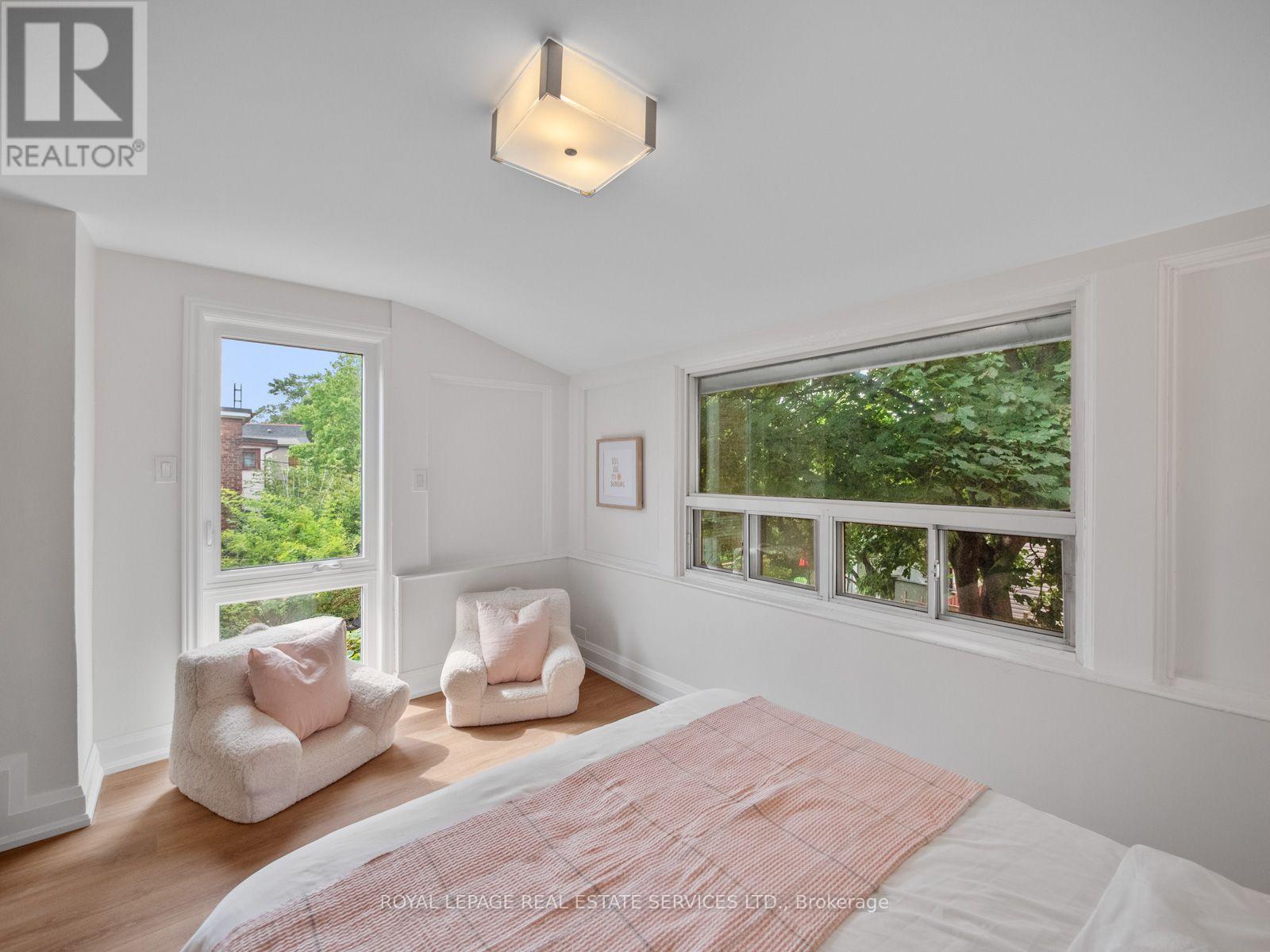 554 Runnymede Road, Toronto, Ontario  M6S 2Z7 - Photo 27 - W13752374