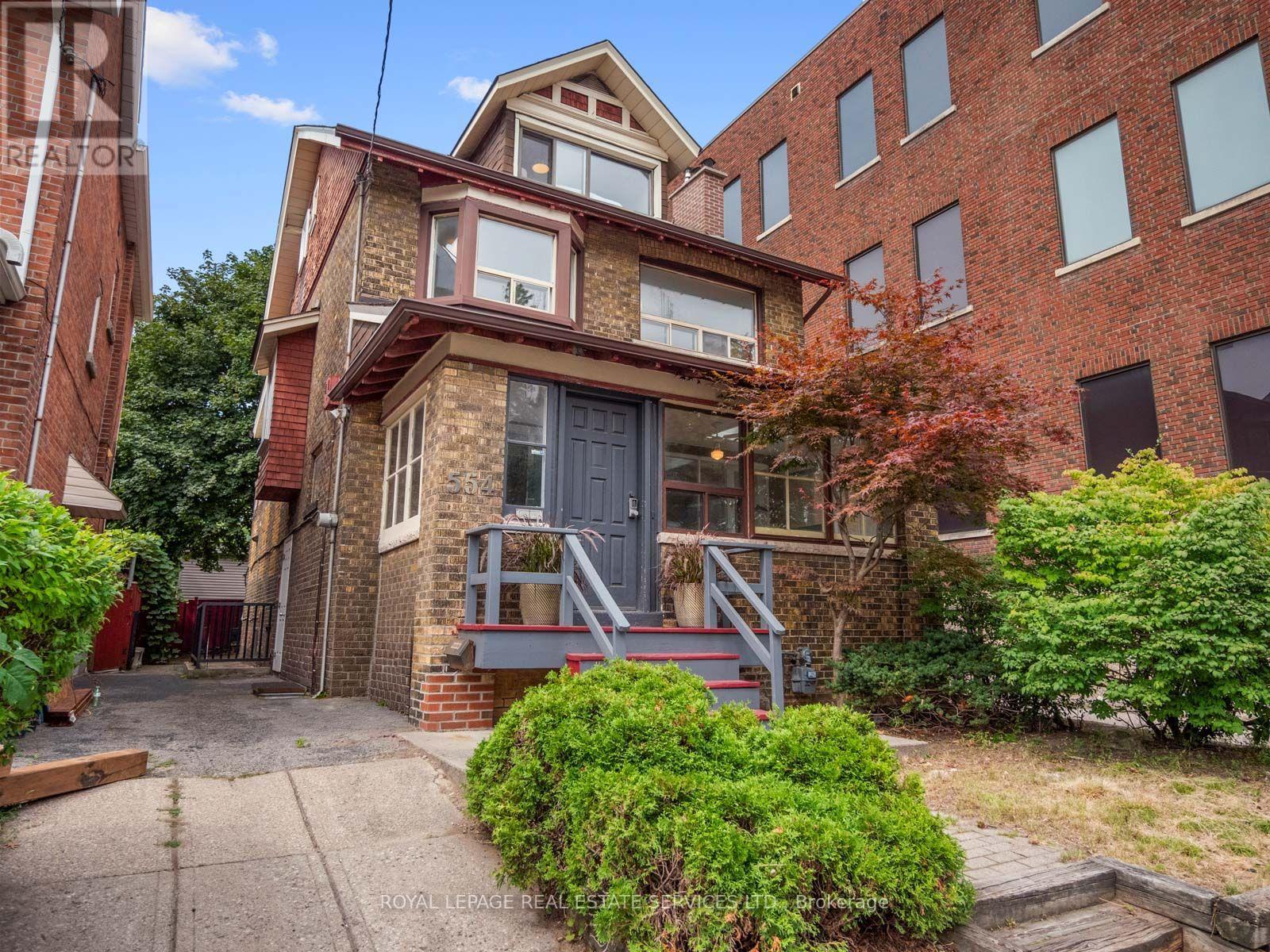 554 Runnymede Road, Toronto, Ontario  M6S 2Z7 - Photo 3 - W13752374