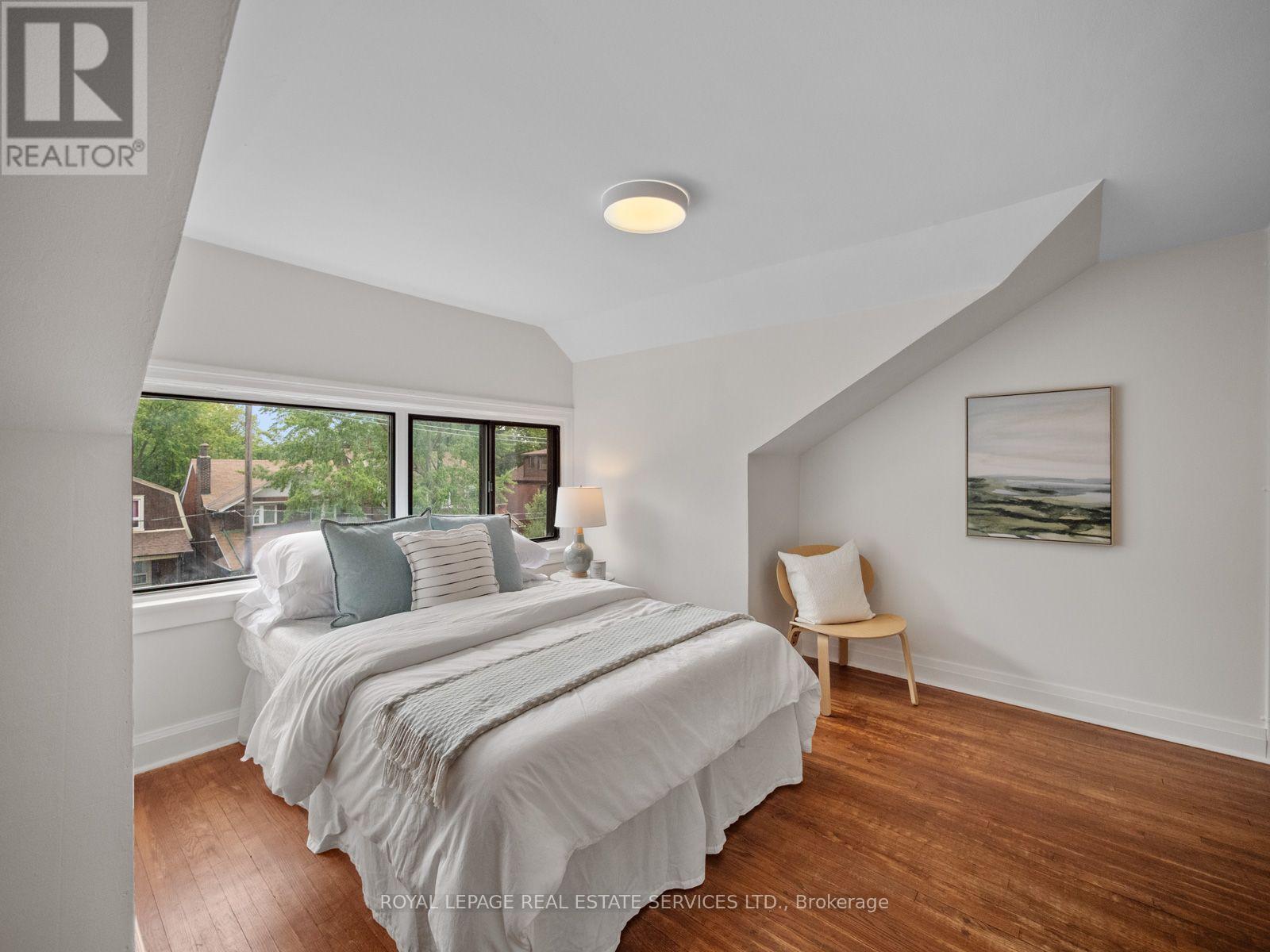 554 Runnymede Road, Toronto, Ontario  M6S 2Z7 - Photo 34 - W13752374