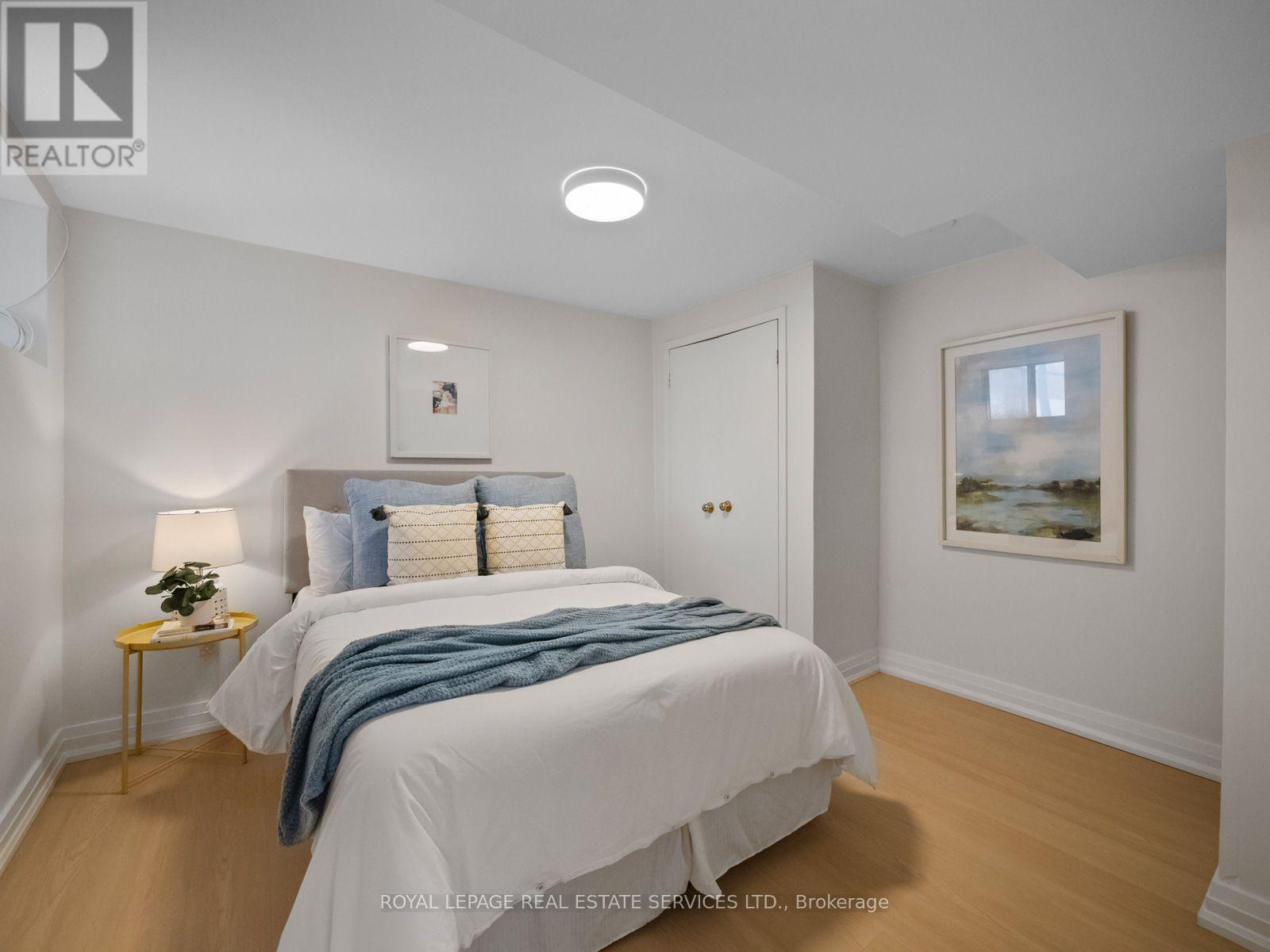 554 Runnymede Road, Toronto, Ontario  M6S 2Z7 - Photo 43 - W13752374