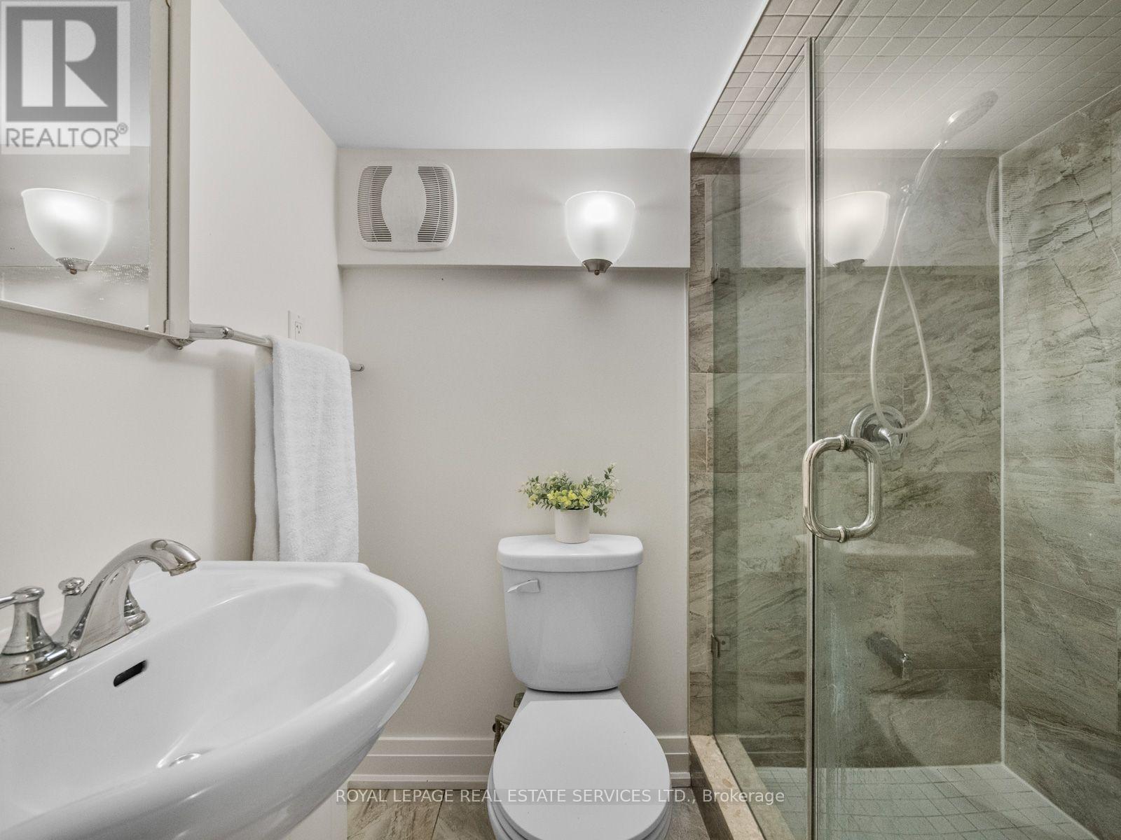 554 Runnymede Road, Toronto, Ontario  M6S 2Z7 - Photo 46 - W13752374