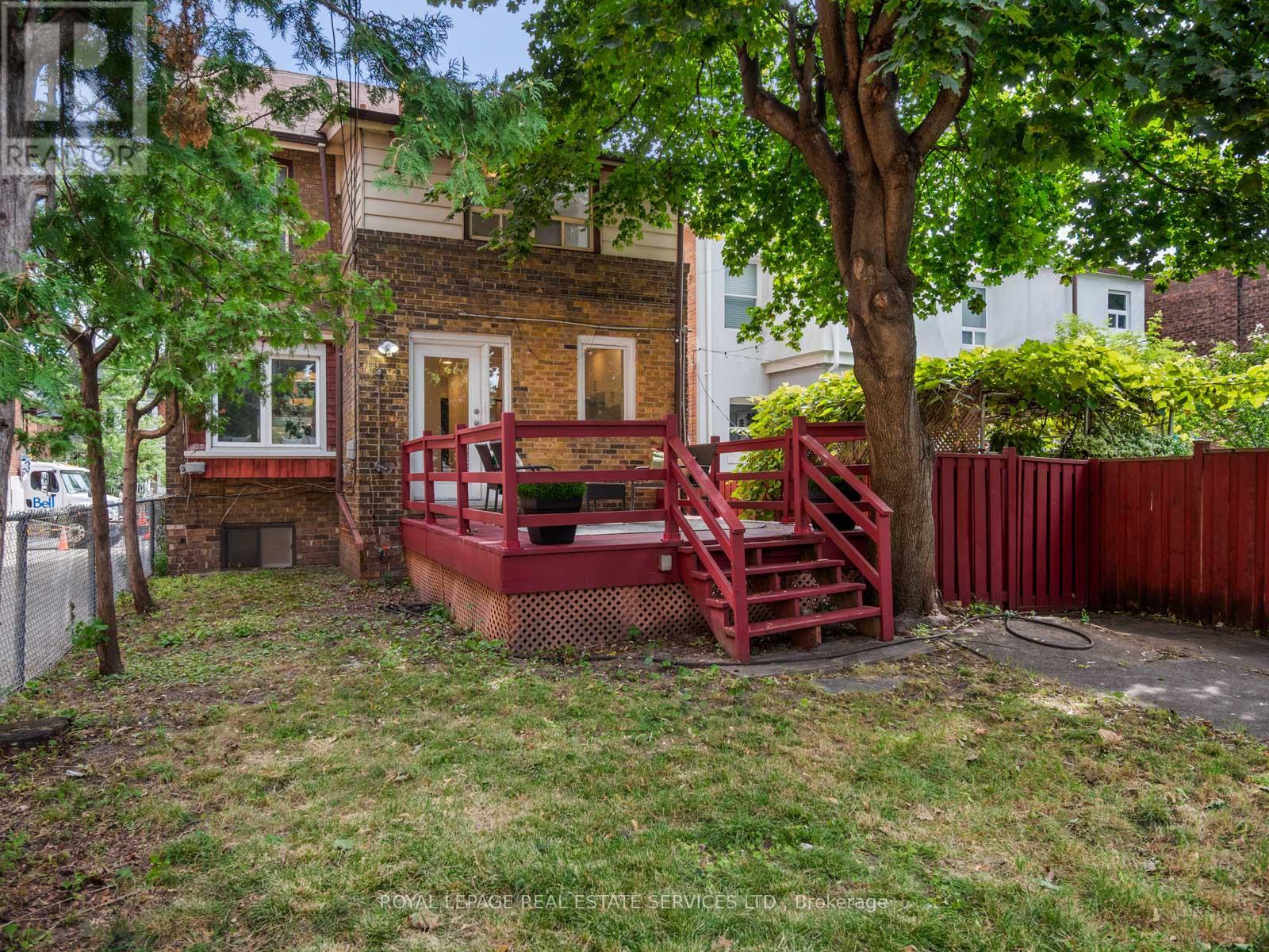 554 Runnymede Road, Toronto, Ontario  M6S 2Z7 - Photo 48 - W13752374