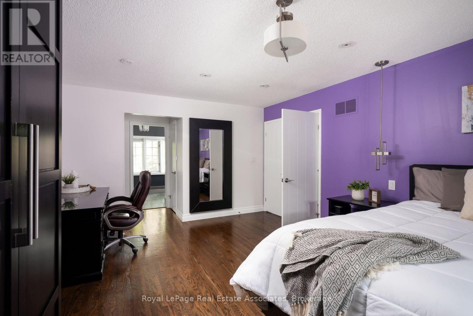 1349 Birchwood Heights Drive, Mississauga, Ontario  L5G 2Y3 - Photo 28 - W13752440