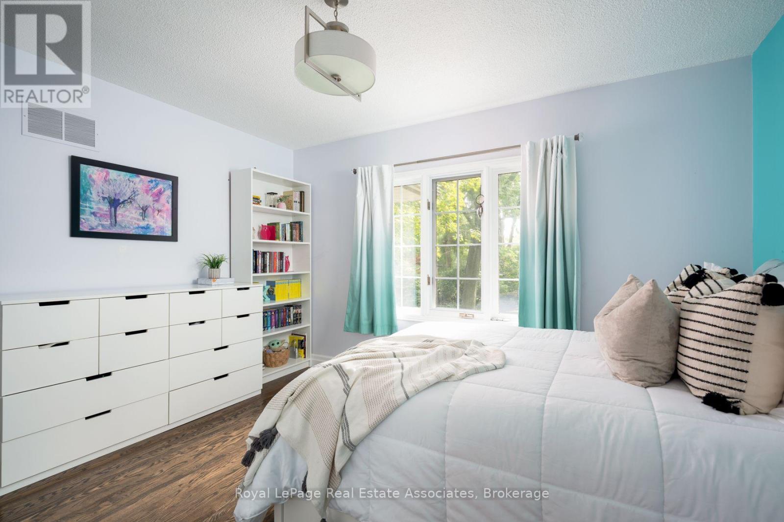 1349 Birchwood Heights Drive, Mississauga, Ontario  L5G 2Y3 - Photo 31 - W13752440