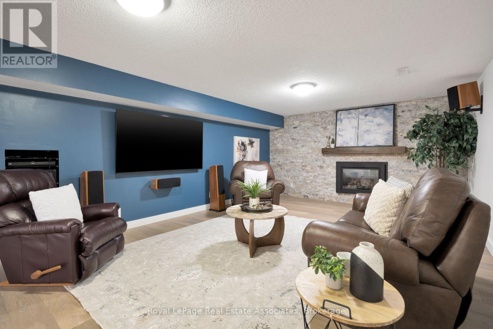 1349 Birchwood Heights Drive, Mississauga, Ontario  L5G 2Y3 - Photo 39 - W13752440