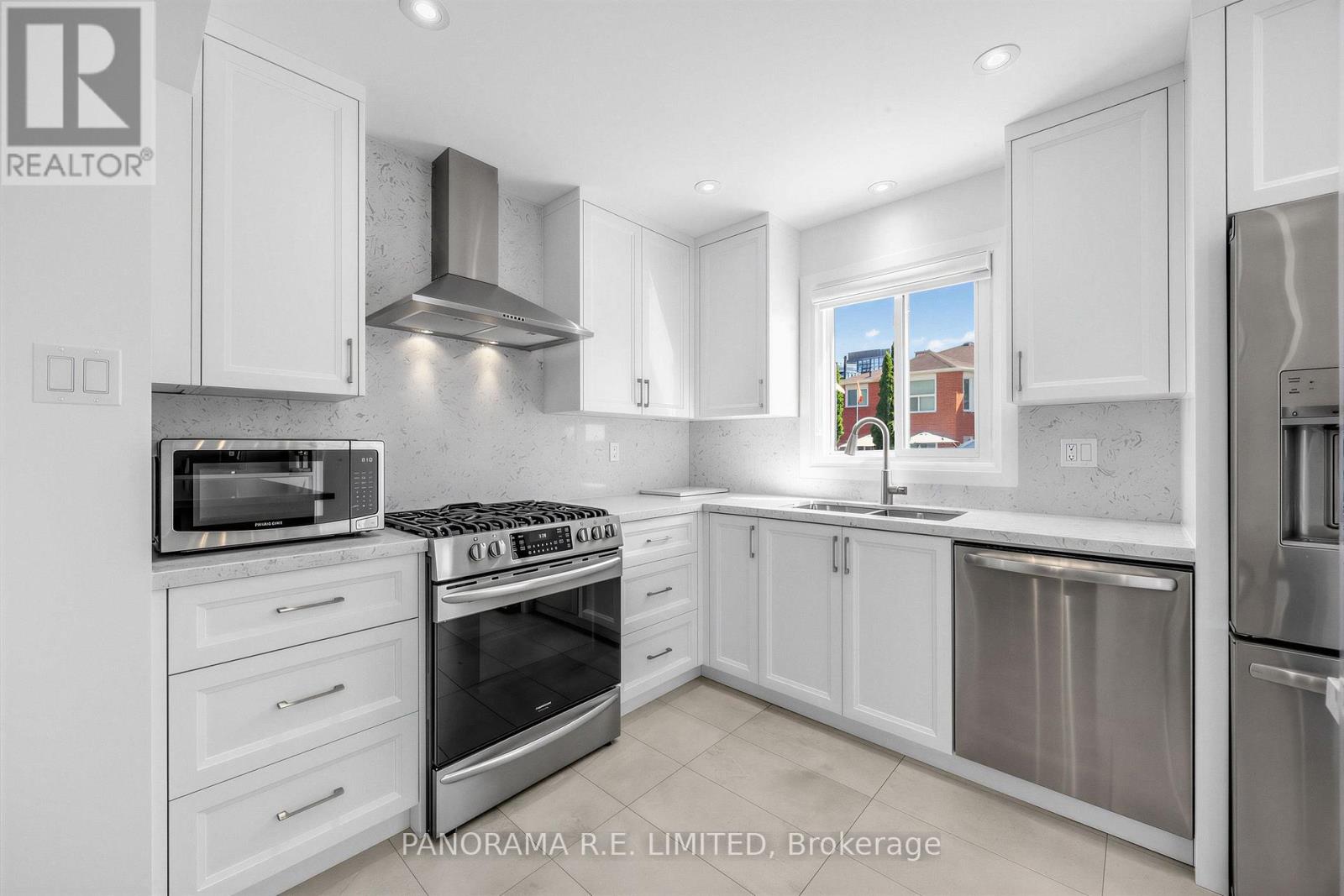 291 Glenn Hawthorne Boulevard, Mississauga, Ontario  L5R 2M2 - Photo 10 - W13752466