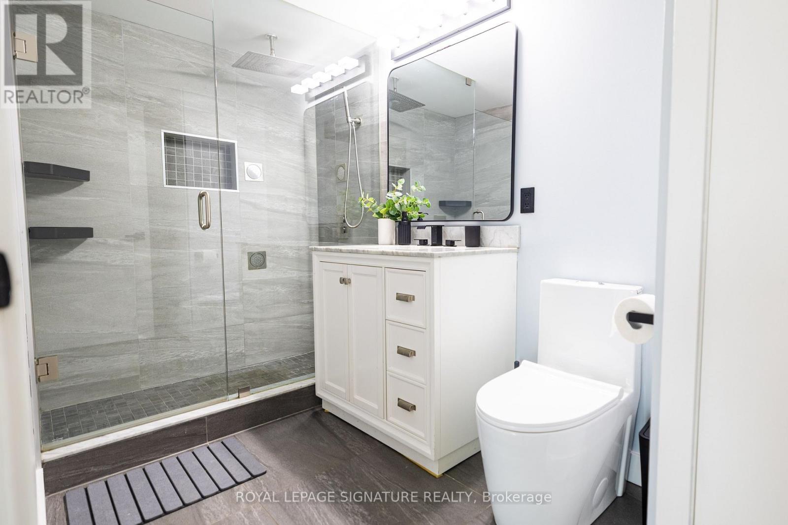 1905 - 155 Legion Road N, Toronto, Ontario  M8Y 0A7 - Photo 19 - W13752478