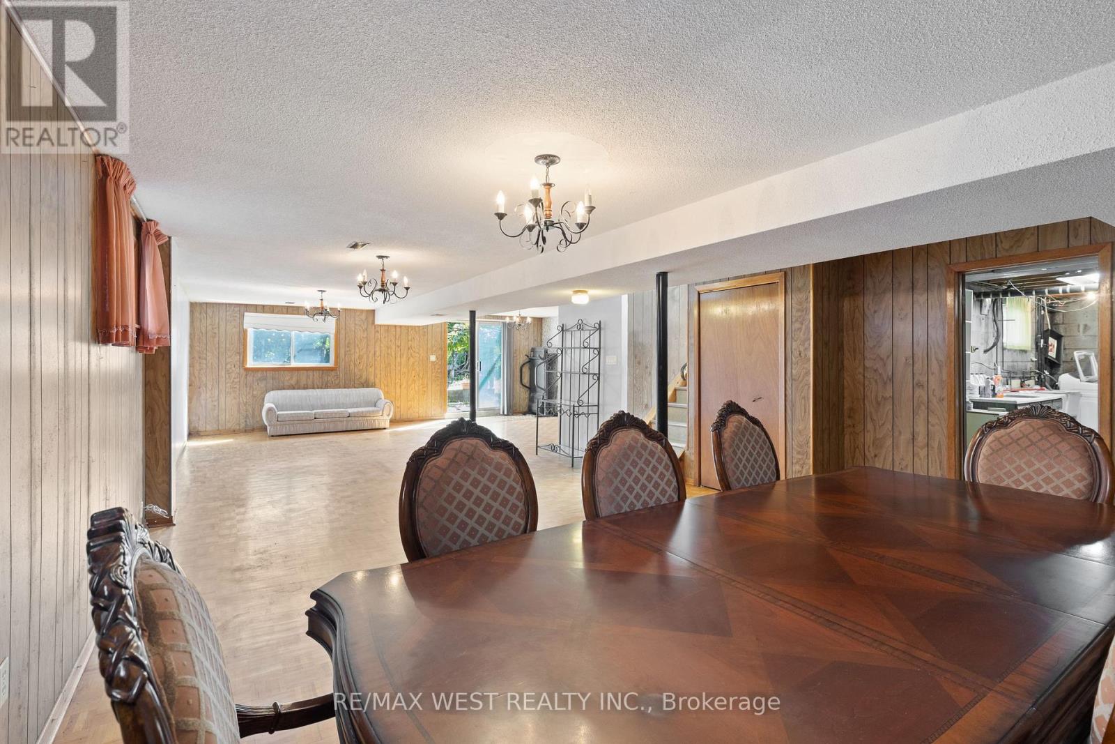 25 Apted Avenue, Toronto, Ontario  M9L 2P2 - Photo 21 - W13752502