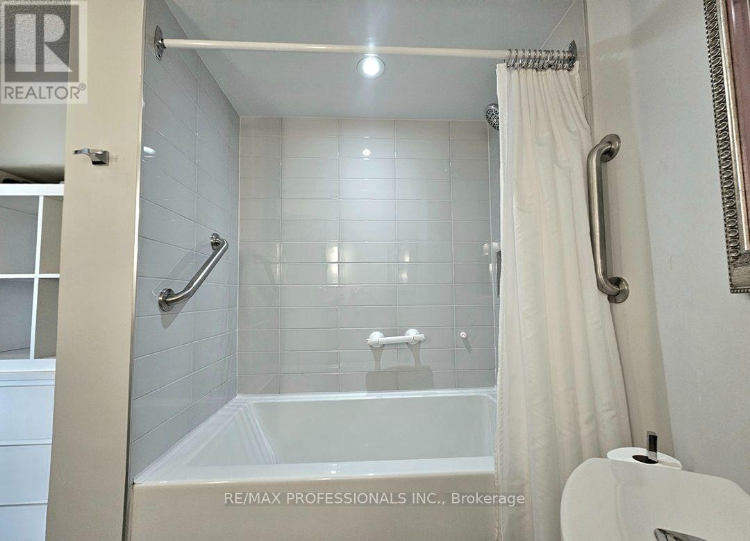 E41 - 300 Mill Road, Toronto, Ontario  M9C 4W7 - Photo 22 - W13752560