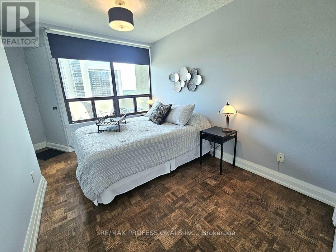 E41 - 300 Mill Road, Toronto, Ontario  M9C 4W7 - Photo 25 - W13752560