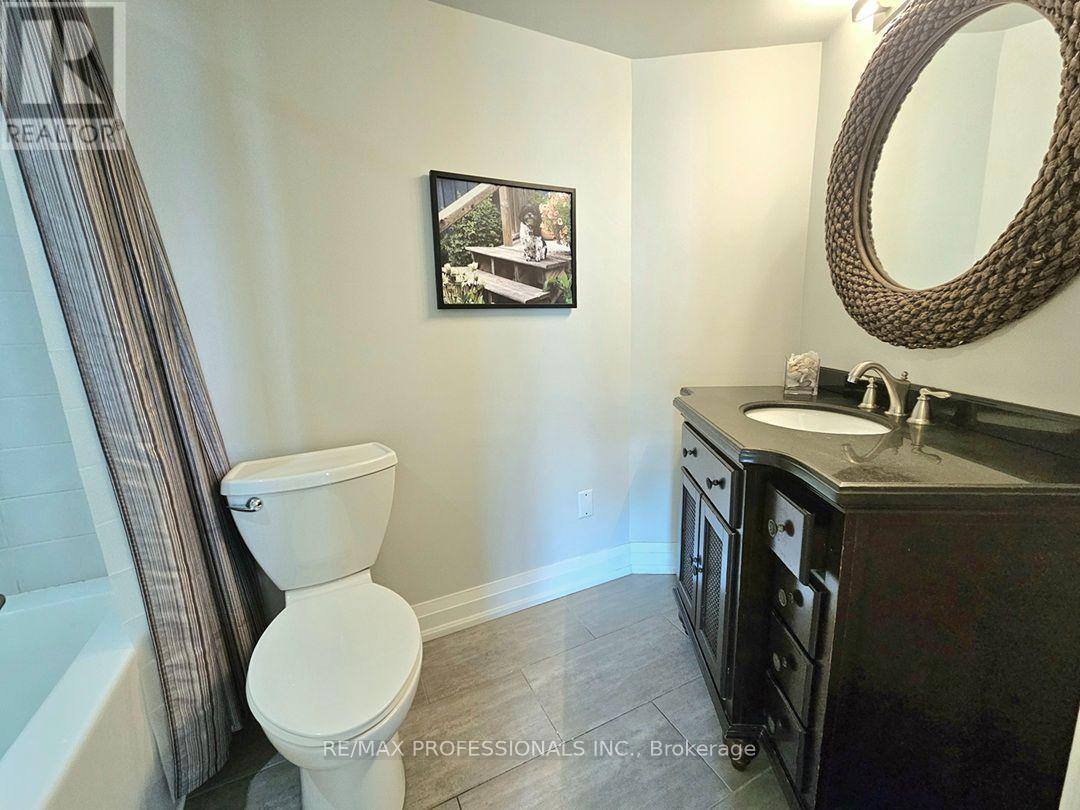 E41 - 300 Mill Road, Toronto, Ontario  M9C 4W7 - Photo 34 - W13752560