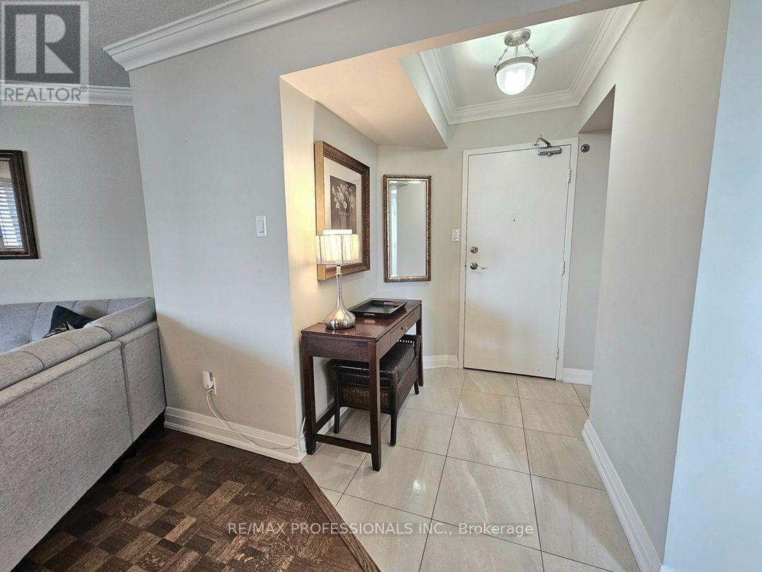 E41 - 300 Mill Road, Toronto, Ontario  M9C 4W7 - Photo 36 - W13752560