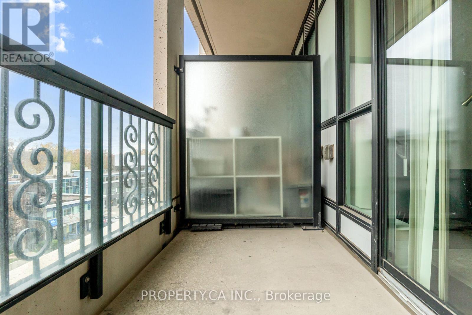 613 - 1 Old Mill Drive, Toronto, Ontario  M6S 0A1 - Photo 23 - W13752586