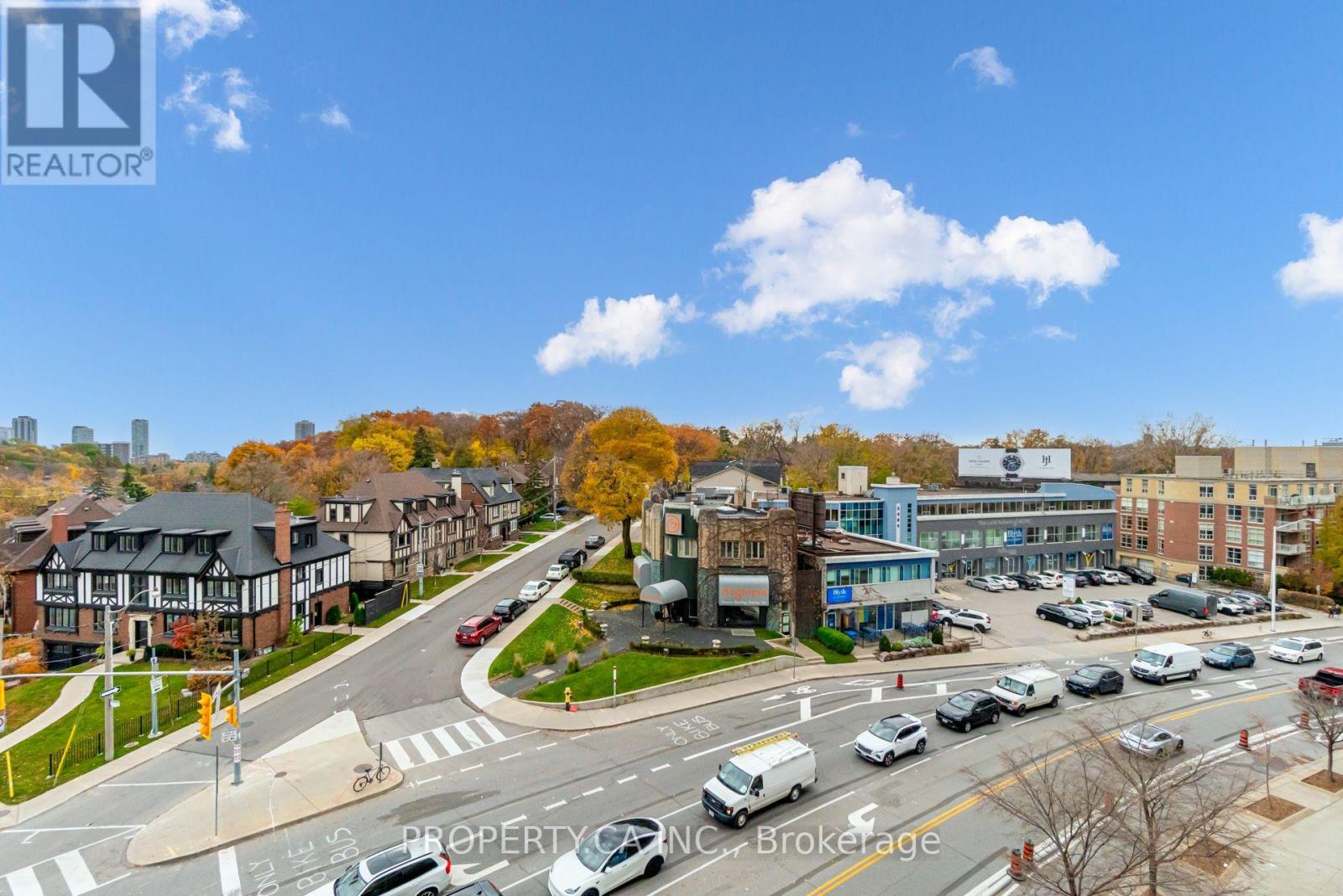613 - 1 Old Mill Drive, Toronto, Ontario  M6S 0A1 - Photo 27 - W13752586